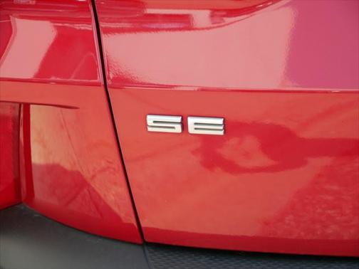 Rapid Red Metallic Tinted Clearcoat 2020 Ford Escape SE