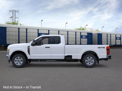 Oxford White 2026 Ford F-250 XLT