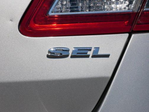 2019 Ford Taurus SEL