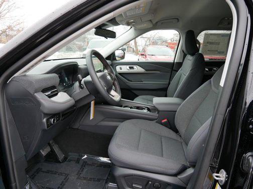 Agate Black Metallic 2026 Ford Explorer Active