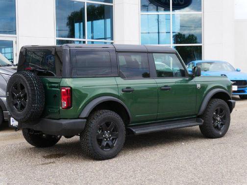Eruption Green Metallic 2025 Ford Bronco Big Bend