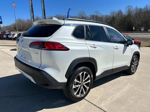 2023 Toyota Corolla Cross XLE