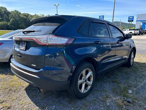 2017 Ford Edge SE