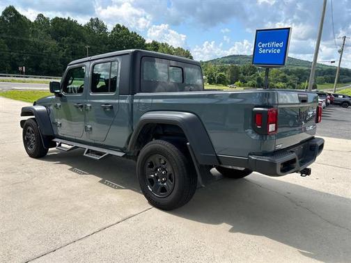 2024 Jeep Gladiator Sport