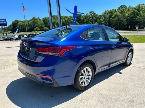 2022 Hyundai Accent SEL