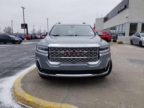 2023 GMC Acadia FWD SLT