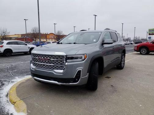 2023 GMC Acadia FWD SLT