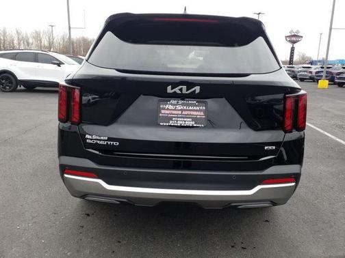 2025 Kia Sorento EX