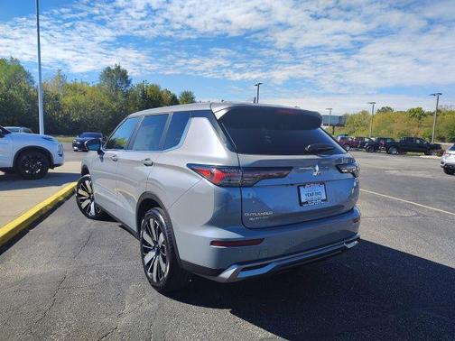 2025 Mitsubishi Outlander SE 2.5 S-AWC