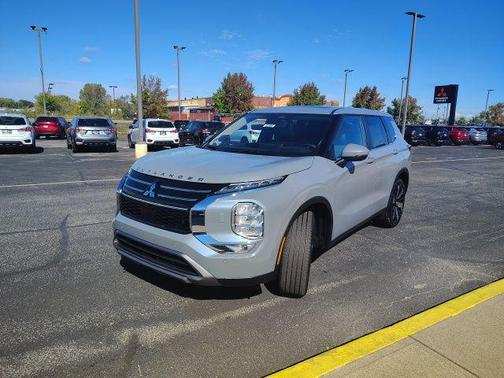 2025 Mitsubishi Outlander SE 2.5 S-AWC