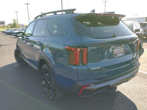 2025 Kia Sorento SX
