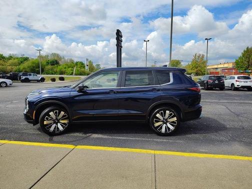 2025 Mitsubishi Outlander SE 2.5 2WD