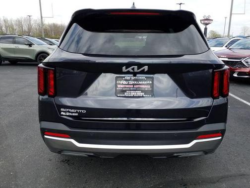 2025 Kia Sorento EX