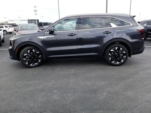 2025 Kia Sorento EX