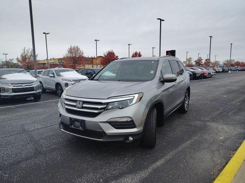2017 Honda Pilot Touring