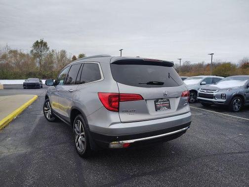 2017 Honda Pilot Touring