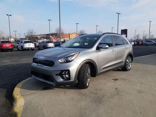 2022 Kia Niro Touring SE