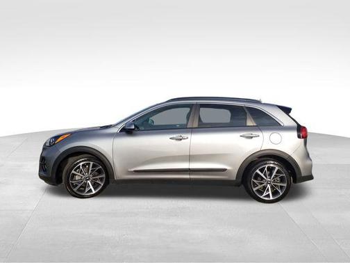 2022 Kia Niro Touring SE