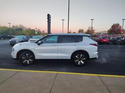 2025 Mitsubishi Outlander SE 2.5 S-AWC