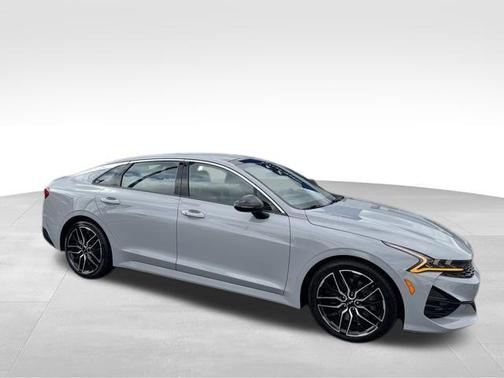 2022 Kia K5 GT