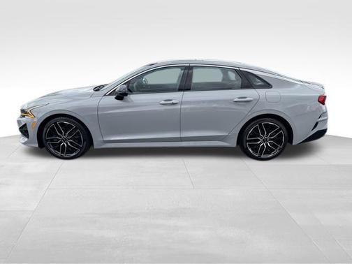 2022 Kia K5 GT
