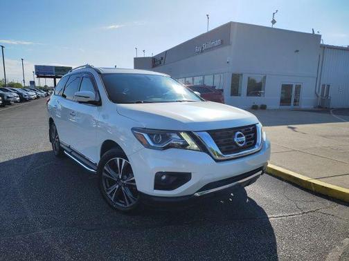 Pearl White Tricoat 2020 Nissan Pathfinder Platinum 4WD