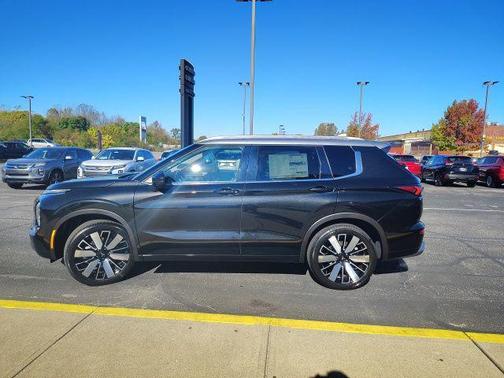 2025 Mitsubishi Outlander