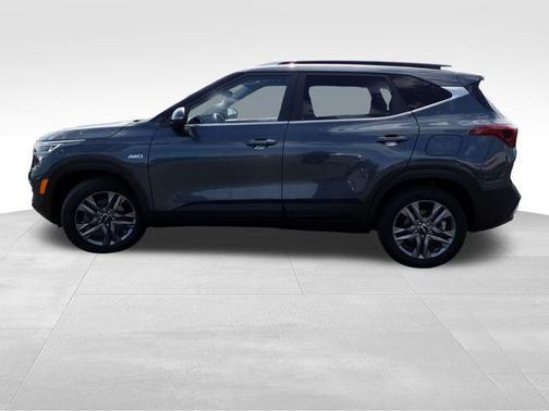 2022 Kia Seltos S