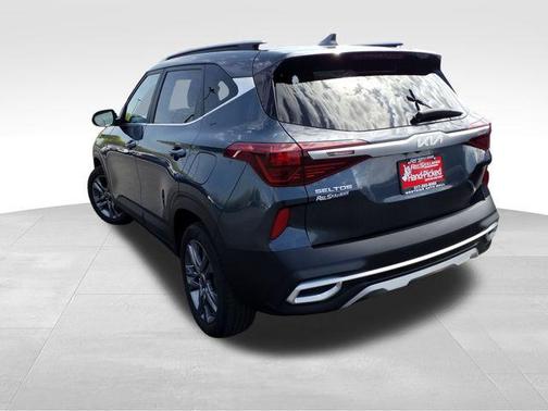 2022 Kia Seltos S