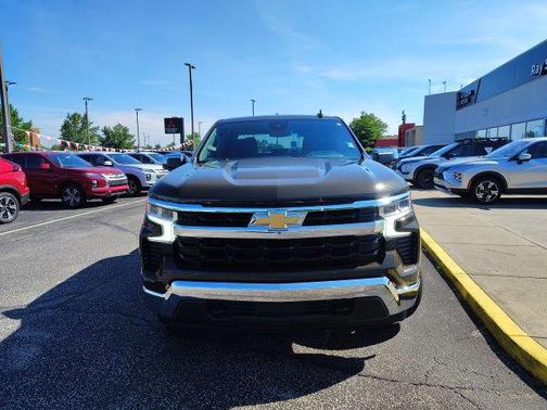 Bronze Metallic 2023 Chevrolet Silverado 1500 LT