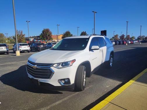 2020 Chevrolet Traverse LT Cloth
