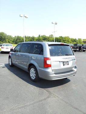 2014 Chrysler Town & Country Touring
