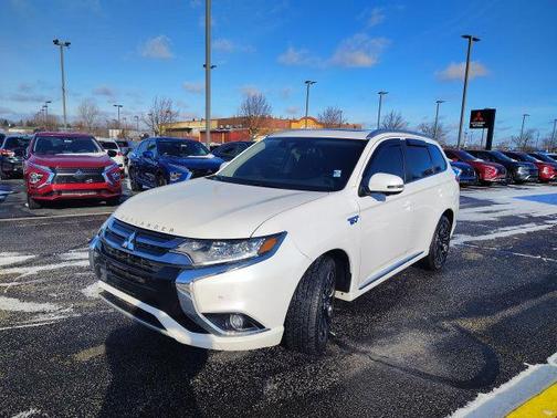 2018 Mitsubishi Outlander PHEV GT