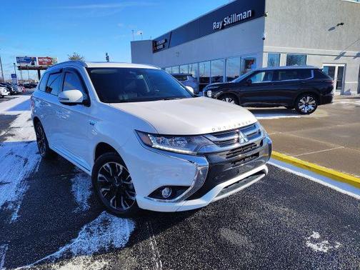 2018 Mitsubishi Outlander PHEV GT