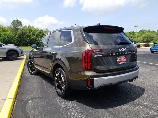 2024 Kia Telluride S