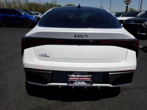 2025 Kia K5 EX