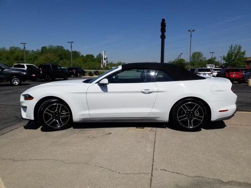 2022 Ford Mustang EcoBoost Premium