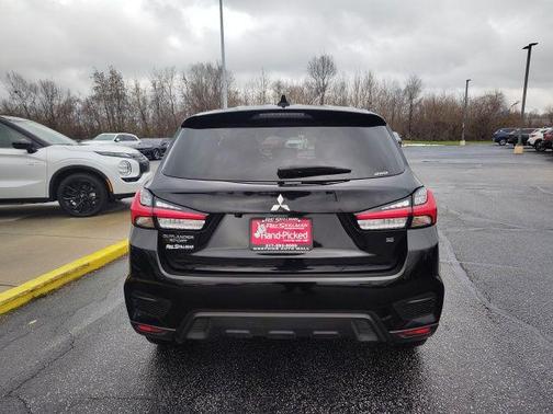 2024 Mitsubishi Outlander Sport SE