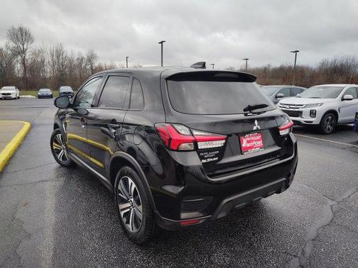 2024 Mitsubishi Outlander Sport SE