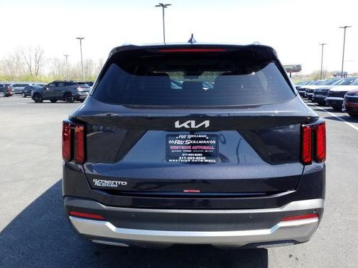 2025 Kia Sorento S