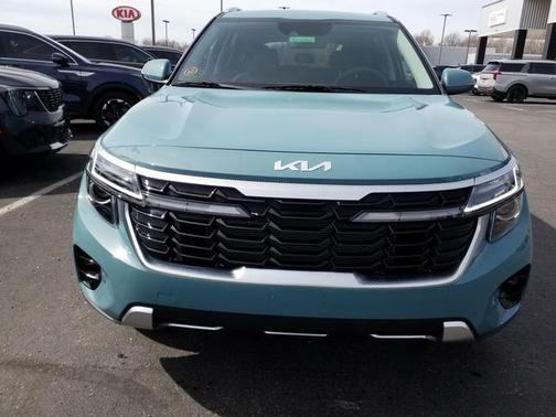 2025 Kia Seltos EX