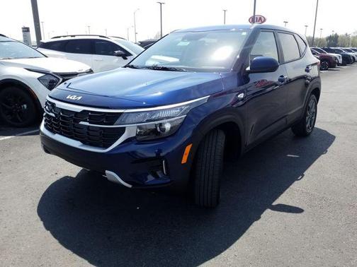 2025 Kia Seltos LX