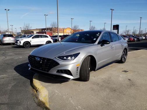 2023 Hyundai SONATA SEL Plus