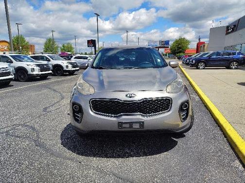 Mineral Silver 2018 Kia Sportage LX