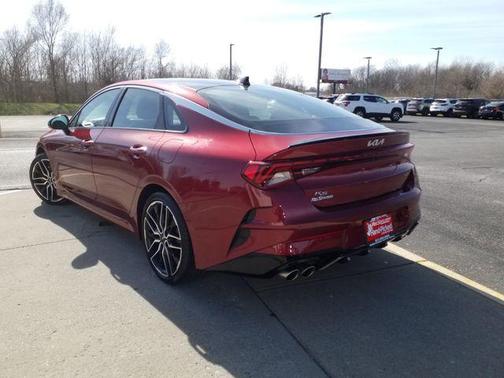 2022 Kia K5 GT