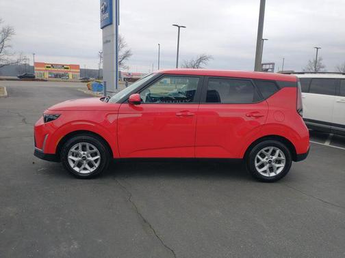 2024 Kia Soul LX
