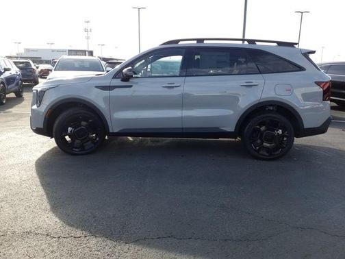 2025 Kia Sorento SX