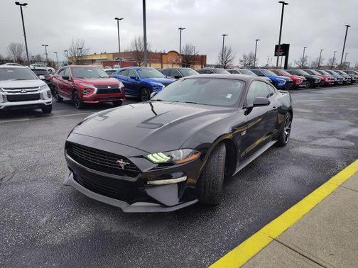 2022 Ford Mustang EcoBoost