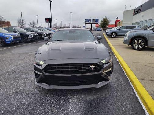 2022 Ford Mustang EcoBoost