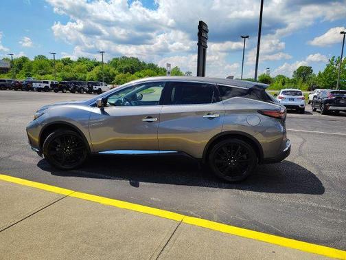 2023 Nissan Murano SL FWD